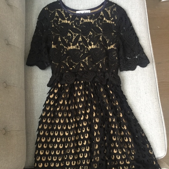 To Be Adored Black Silk Lace Dress RARE - Picture 2 of 7